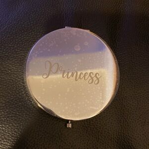 Double sided compact makeup mirror